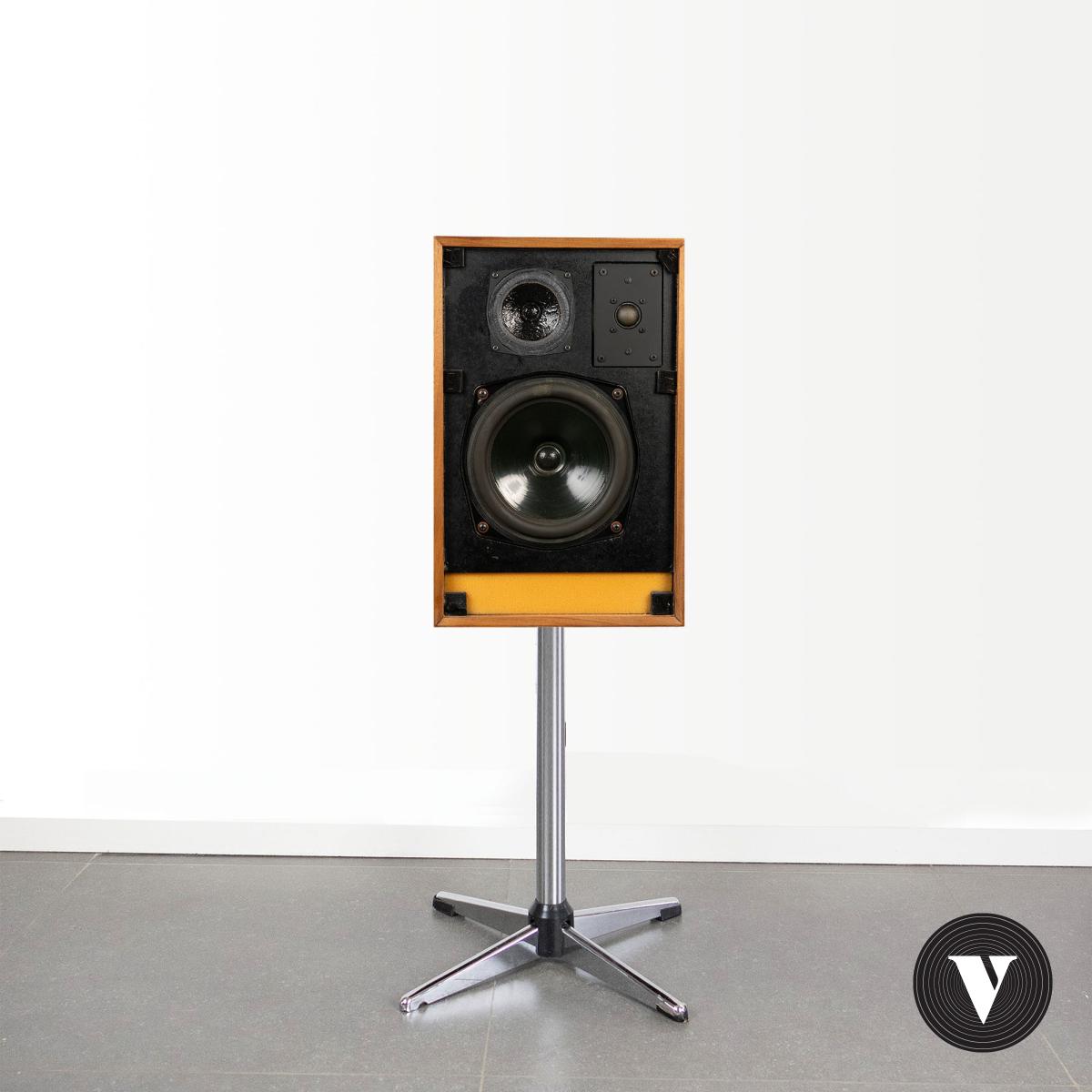IMF Super Compact speakers