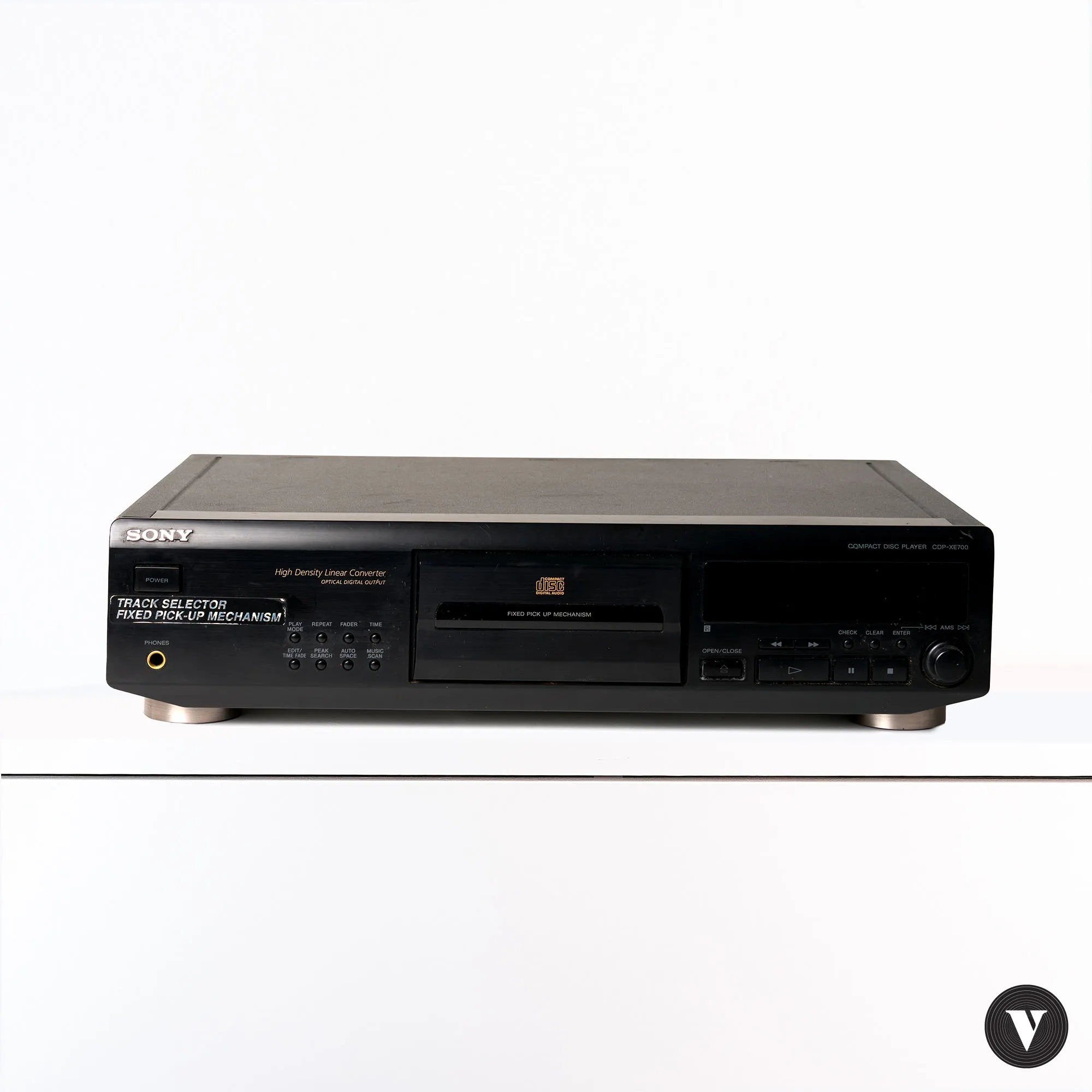 Sony CDP XE700 cd-player – © VintageNote -photo 1