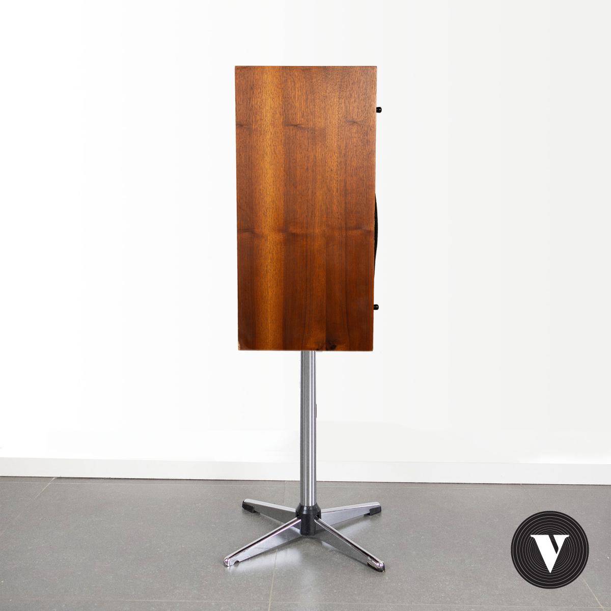 Cerwin shop vega r10