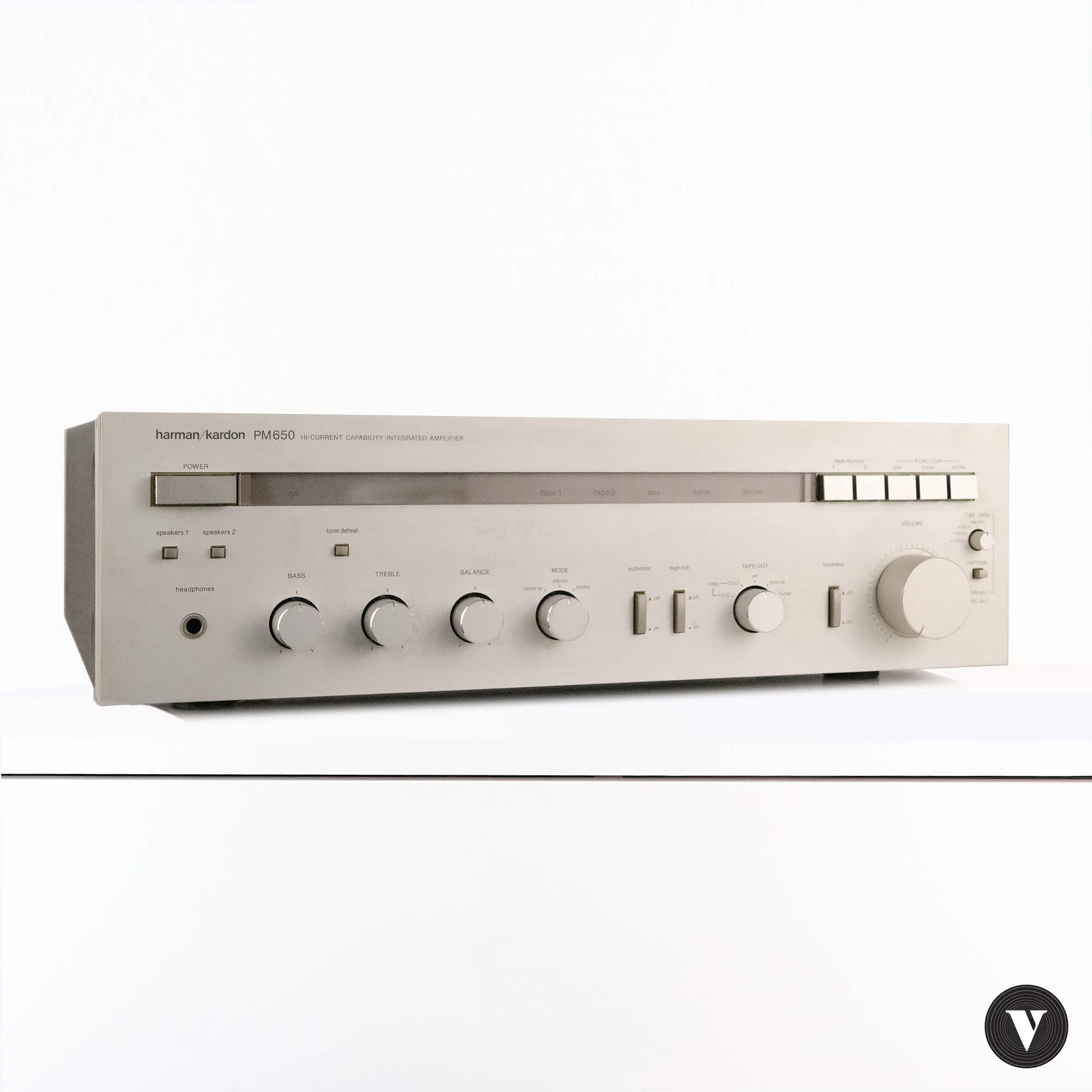 on sale at www.vintaegnote.be