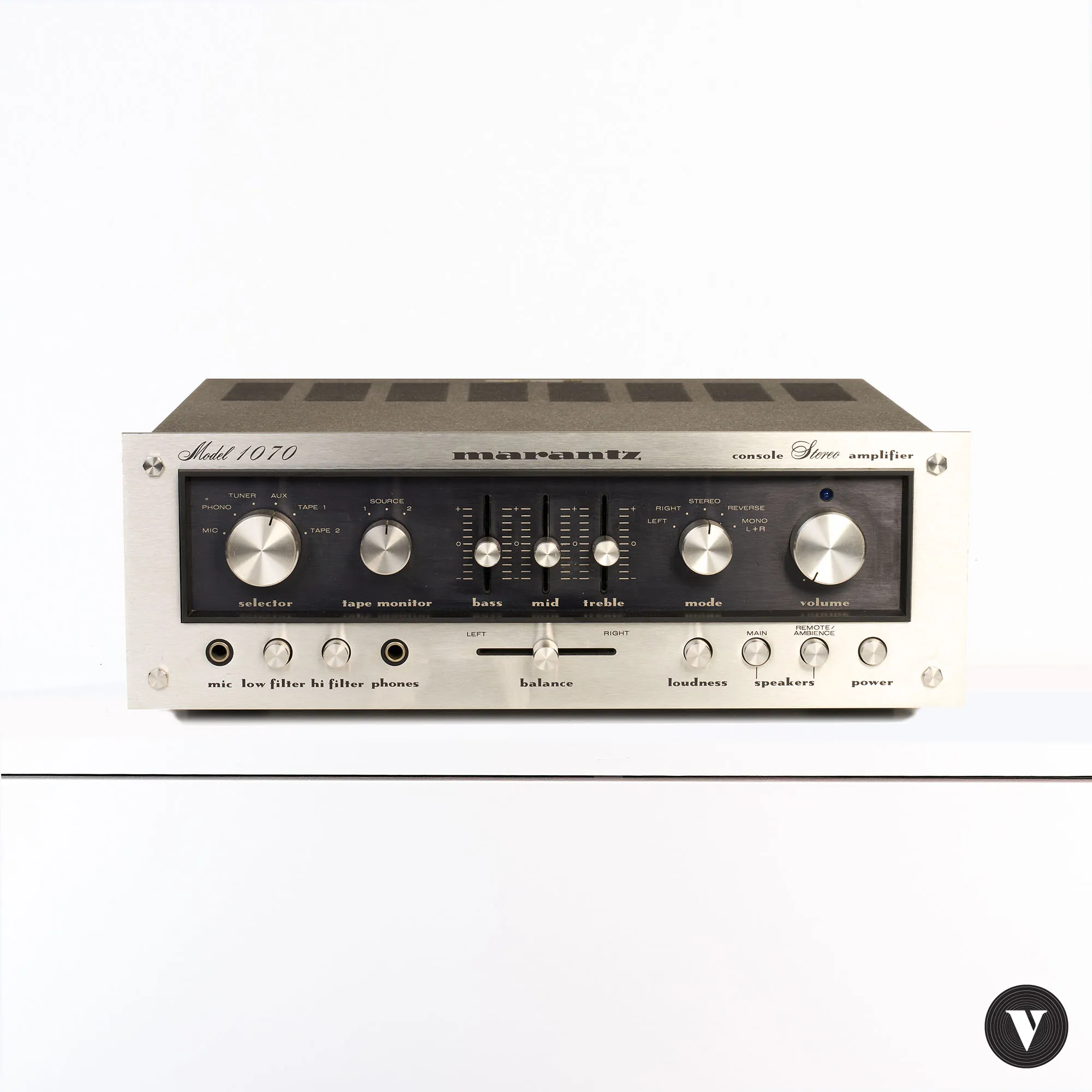 On sale at www.vintagenote.be