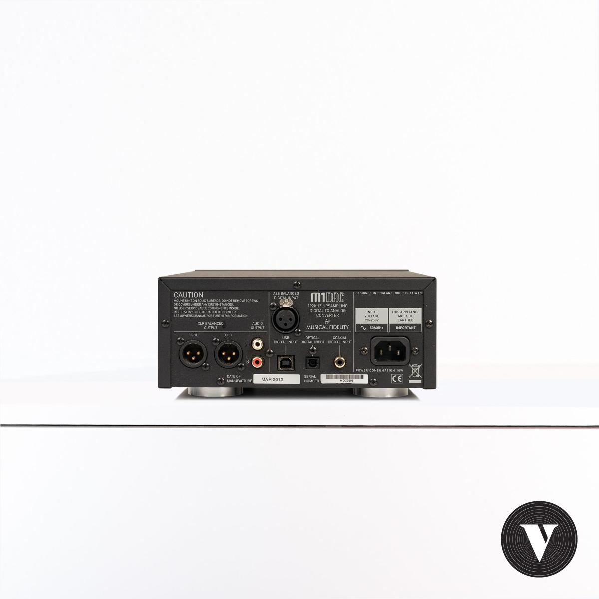 On sale at www.vintagenote.be