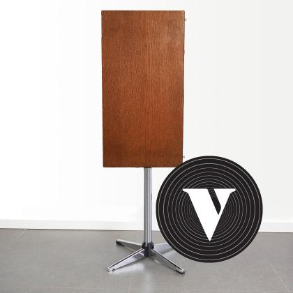 On sale on www.vintagenote.be