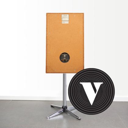 On sale at www.vintagenote.be
